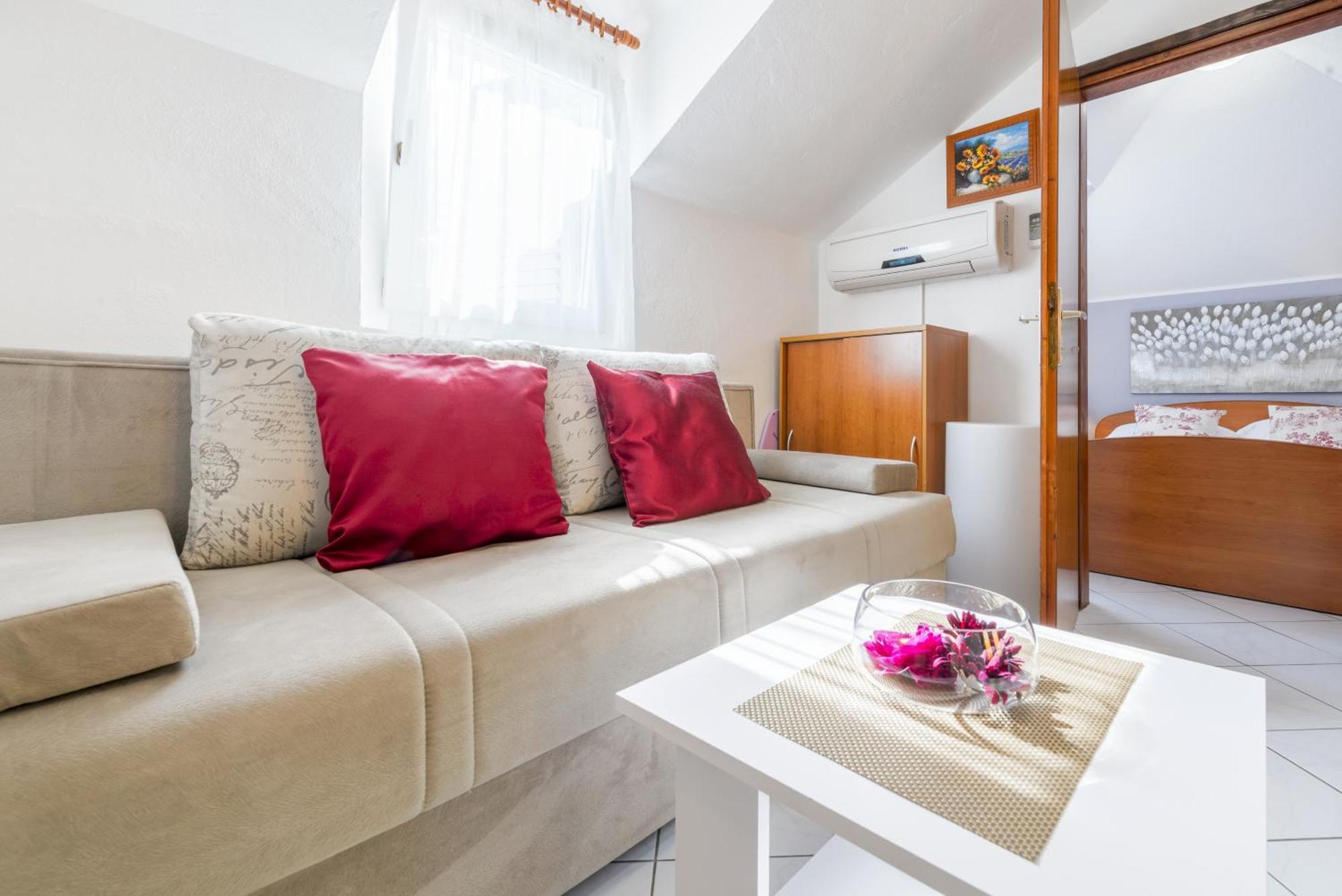 Apartments by the sea Baska Voda, Makarska - 17570 Rum bild